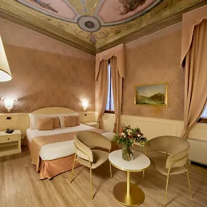 Duodo Palace Otel