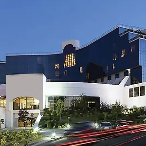 Otel Mak Albania